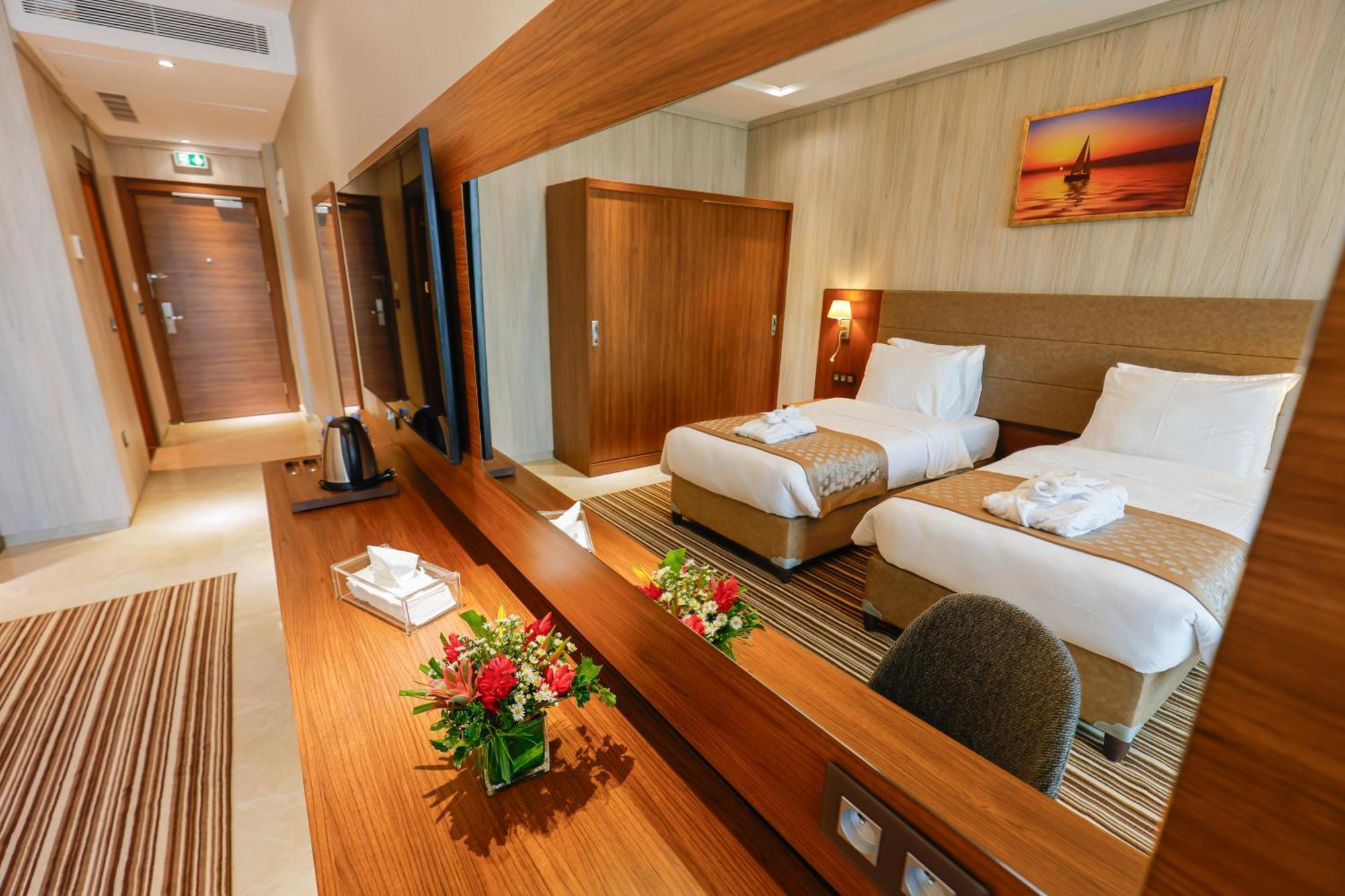 Byblos Hotel Abidjan Eksteriør bilde