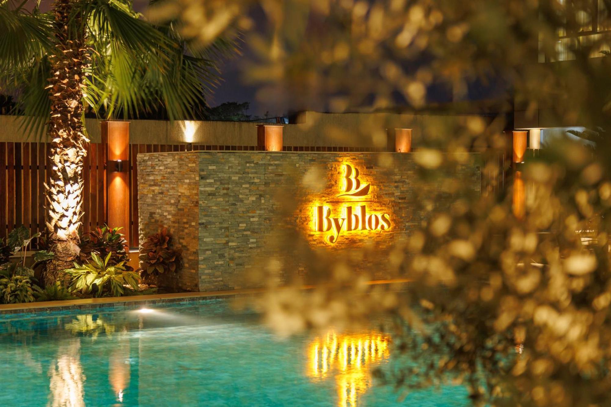 Byblos Hotel Abidjan Eksteriør bilde